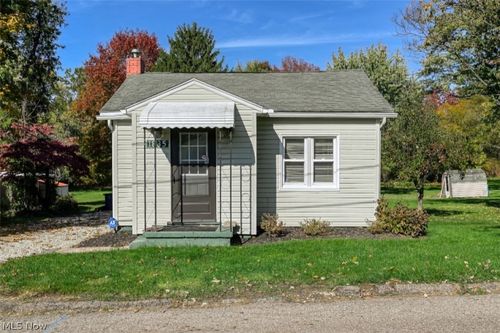 1835 Oakes Dr, Akron, OH, 44312-4239 | Card Image