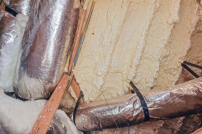 Enhanced with premium spray foam insulation for superior energy savings. | Image 37
