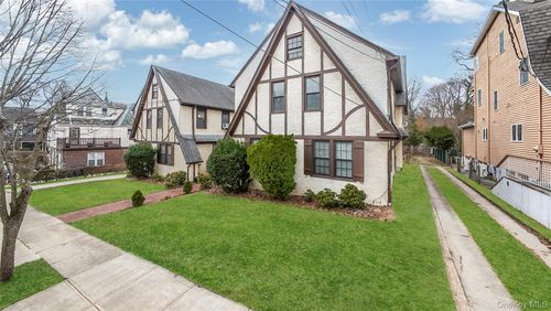 4320 Hamilton Place, New York, NY, 11363 | Card Image