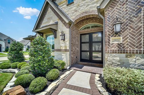 23922 Birchwood Lake Ln, Katy, TX, 77493-7992 | Card Image