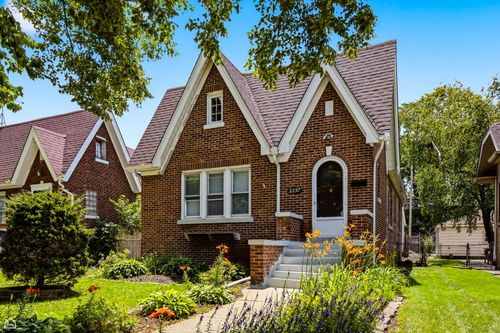 2257 Orchard St, Blue Island, IL, 60406-1635 | Card Image