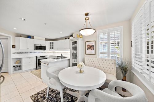 204-1250 55 St, Delta, BC, V4M3K3 | Card Image