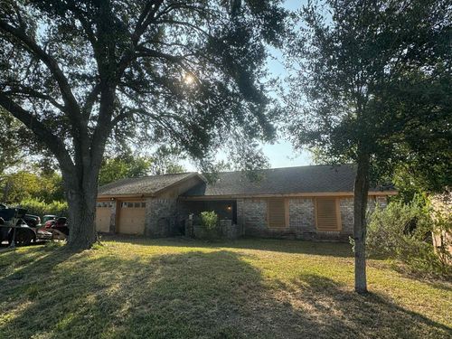 211 Avenue I, Alvin, TX, 77511 | Card Image