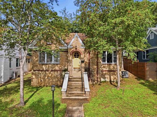 304 N Schiller St, Little Rock, AR, 72205-4446 | Card Image