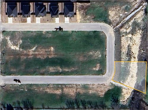 416 Cirrus Cir, Muenster, TX, 76252 | Card Image