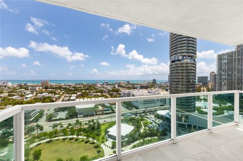 apt-2102-650 West Ave, Miami Beach, FL, 33139-6367 | Card Image