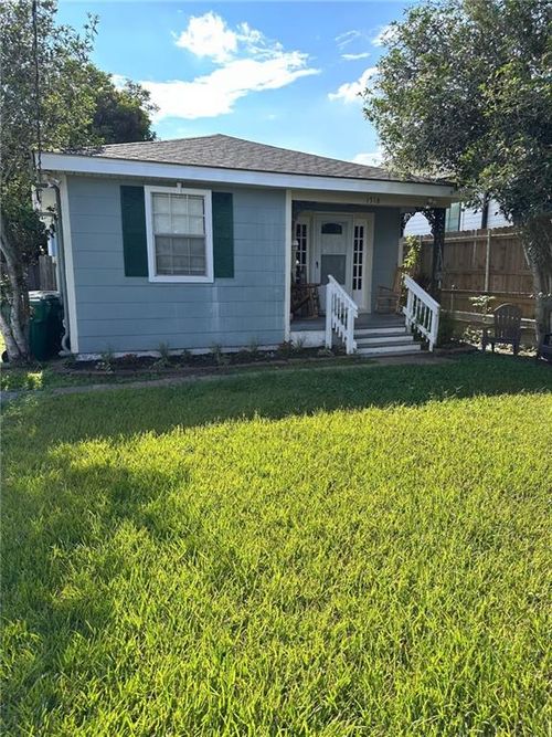1518 Avenue A, Marrero, LA, 70072 | Card Image