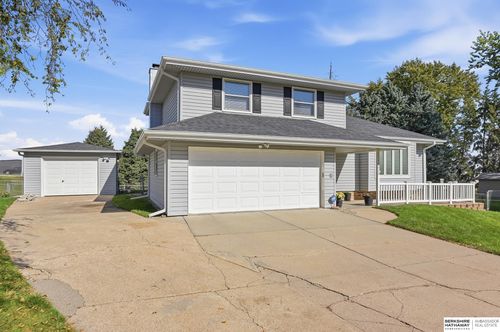 10632 M Street, Omaha, NE, 68127 | Card Image