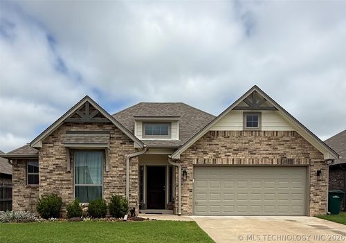 5109 Walnut Creek Dr, Sand Springs, OK, 74063-3392 | Card Image