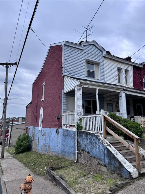 102 Jucunda St, Pittsburgh, PA, 15210-1600 | Card Image