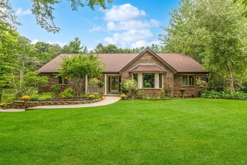 W329N4671 Elderwood Drive, Nashotah, WI, 53058 | Card Image