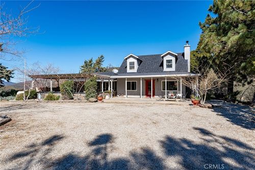 37970 Bouquet Canyon Rd, Santa Clarita, CA, 91390 | Card Image