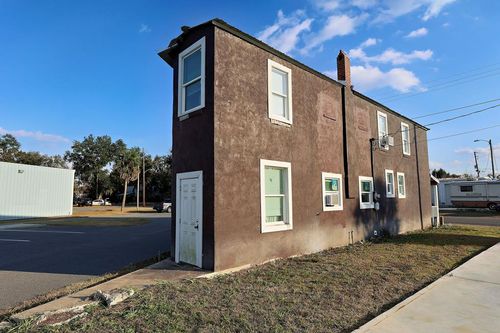804 W Green St, PERRY, FL, 32347-3220 | Card Image