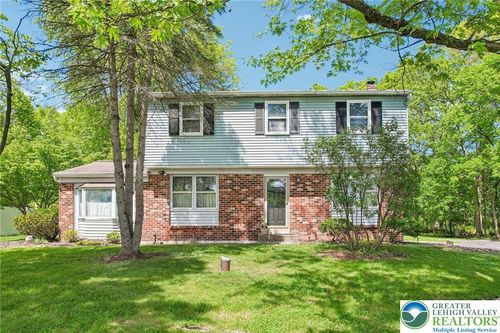 45 Barrel Run Rd, Quakertown, PA, 18951-2227 | Card Image