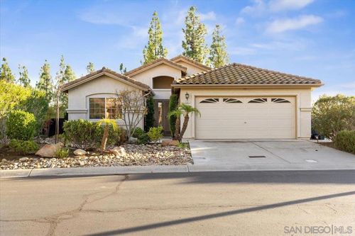 2501 Columbine Dr, Alpine, CA, 91901 | Card Image