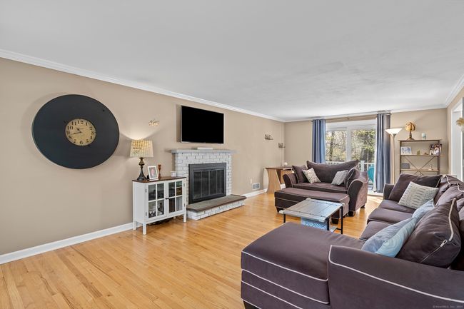 28 Hilltop Dr, House other with 4 bedrooms, 3 bathrooms and 6 parking in Trumbull CT | Image 8