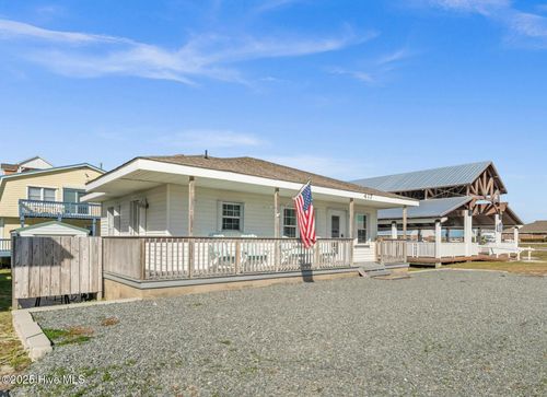 417 N Shore Dr, Surf City, NC, 28445-6645 | Card Image