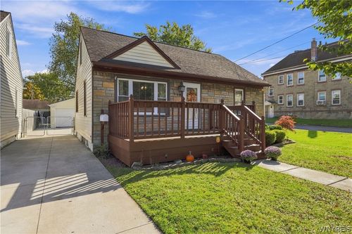 139 Bellwood Ave, West Seneca, NY, 14224-1838 | Card Image