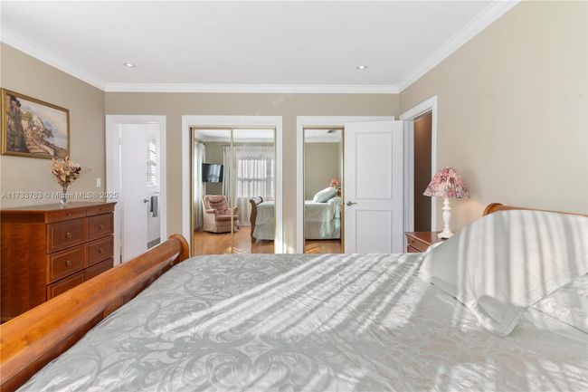 300 187 Th St, House other with 3 bedrooms, 2 bathrooms and null parking in Sunny Isles Beach FL | Image 22