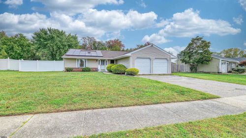 137 Arbor Meadow Dr, SICKLERVILLE, NJ, 08081-1758 | Card Image