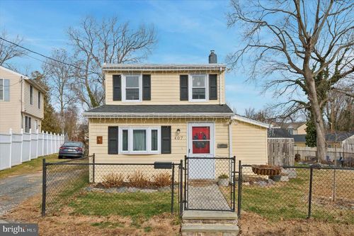 407 Emerald St, MEDIA, PA, 19063-3917 | Card Image