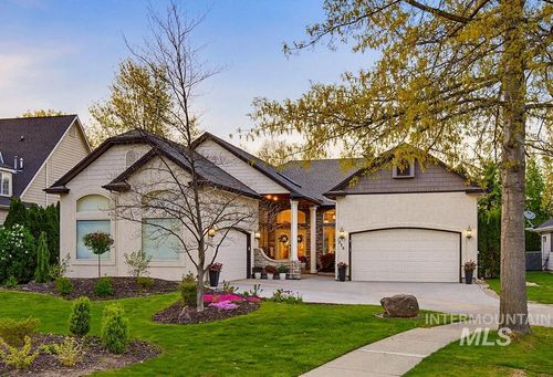 326 W River Trail Dr, Eagle, ID, 83616-7116 | Card Image