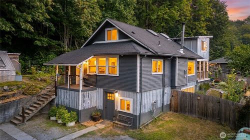 7223 Nims Pl, Concrete, WA, 98237-0017 | Card Image