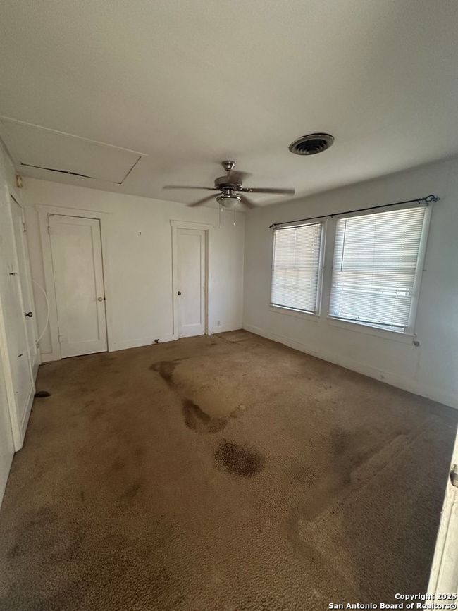 207 W Vance, House other with 4 bedrooms, 2 bathrooms and null parking in Refugio TX | Image 14