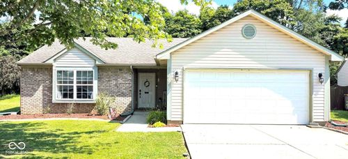 2603 S Southern Pines Ct, Bloomington, IN, 47403-3414 | Card Image