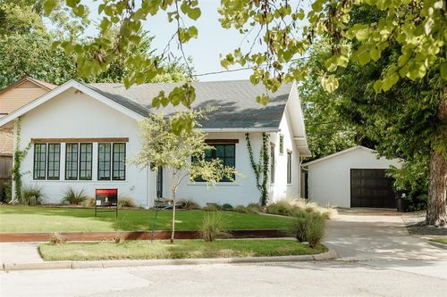 713 Usener St, Houston, TX, 77009-7424 | Card Image
