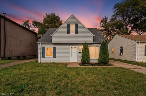 12508 Sobieski Ave, Cleveland, OH, 44135-4864 | Card Image