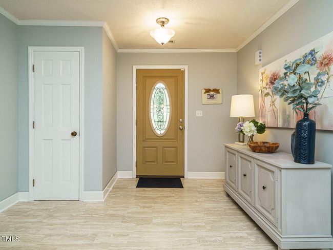 004-1280x960-foyer | Image 4