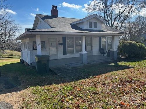 828 N Piedmont Ave, Kings Mountain, NC, 28086-2168 | Card Image