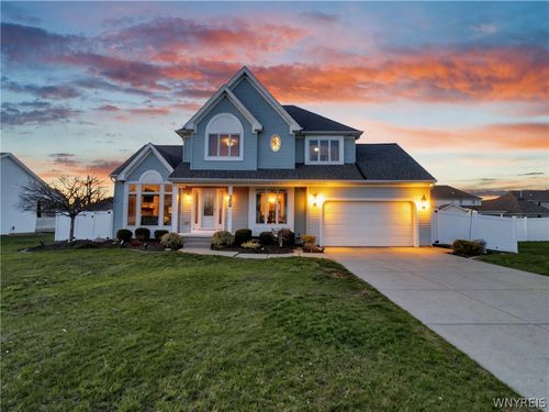 3319 Blossom Ln, North Tonawanda, NY, 14120-1273 | Card Image