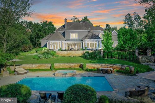 36789 Snickersville Tpke, PURCELLVILLE, VA, 20132-4916 | Card Image