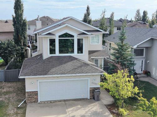 9209 129 Ave, Grande Prairie, AB, T8X1R5 | Card Image
