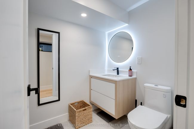 56 Foxley St, House attached with 4 bedrooms, 4 bathrooms and 1 parking in Toronto ON | Image 16