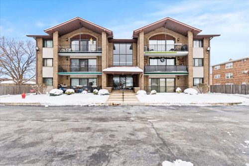 apt-310-9051 S Roberts Rd, Hickory Hills, IL, 60457-2037 | Card Image