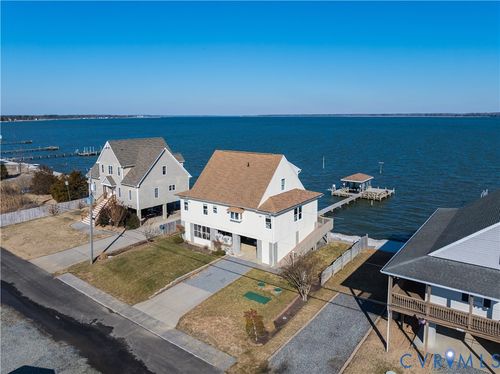 1064 Fort Lowry Ln, Dunnsville, VA, 22454-2092 | Card Image