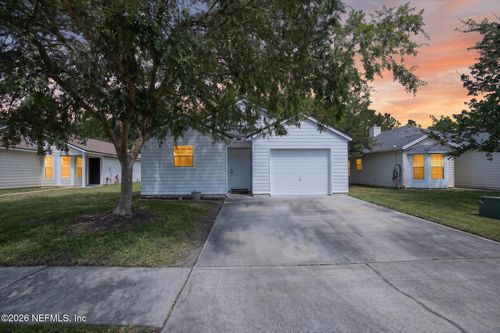 1943 Hunters Trace Cir, Middleburg, FL, 32068-4147 | Card Image