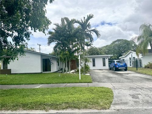 3860 Sw 121st Ave, Miami, FL, 33175-3526 | Card Image