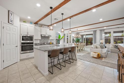 2964 Mackinac Dr, Lincoln, CA, 95648-7881 | Card Image