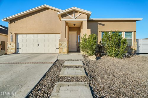 13729 Lago Vista Ave, Horizon City, TX, 79928-2326 | Card Image