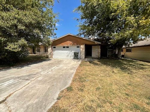 2101 Corona Dr, Killeen, TX, 76549-8022 | Card Image