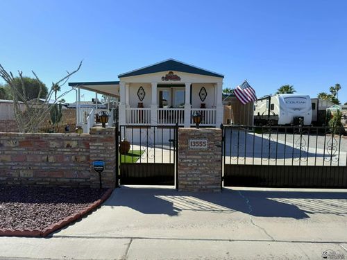 13555 E 47th Dr, Yuma, AZ, 85367-6437 | Card Image