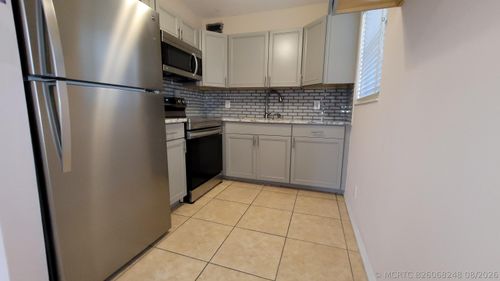 208 Easthampton I, West Palm Beach, FL, 33417-1935 | Card Image