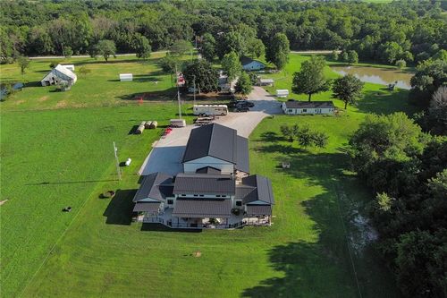 1661 Nw 650th Rd, Kingsville, MO, 64061-9126 | Card Image
