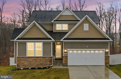 11101 Applecross Ct, WHITE PLAINS, MD, 20695-4296 | Card Image