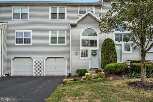 6141 Spring Knoll Dr, HARRISBURG, PA, 17111-6804 | Card Image