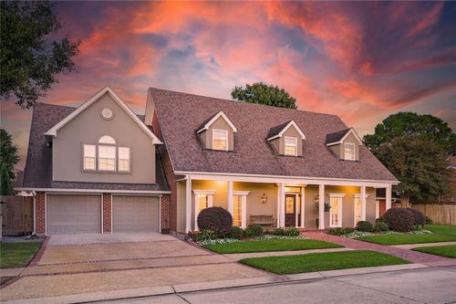 5229 Purdue Dr, Metairie, LA, 70003-1042 | Card Image
